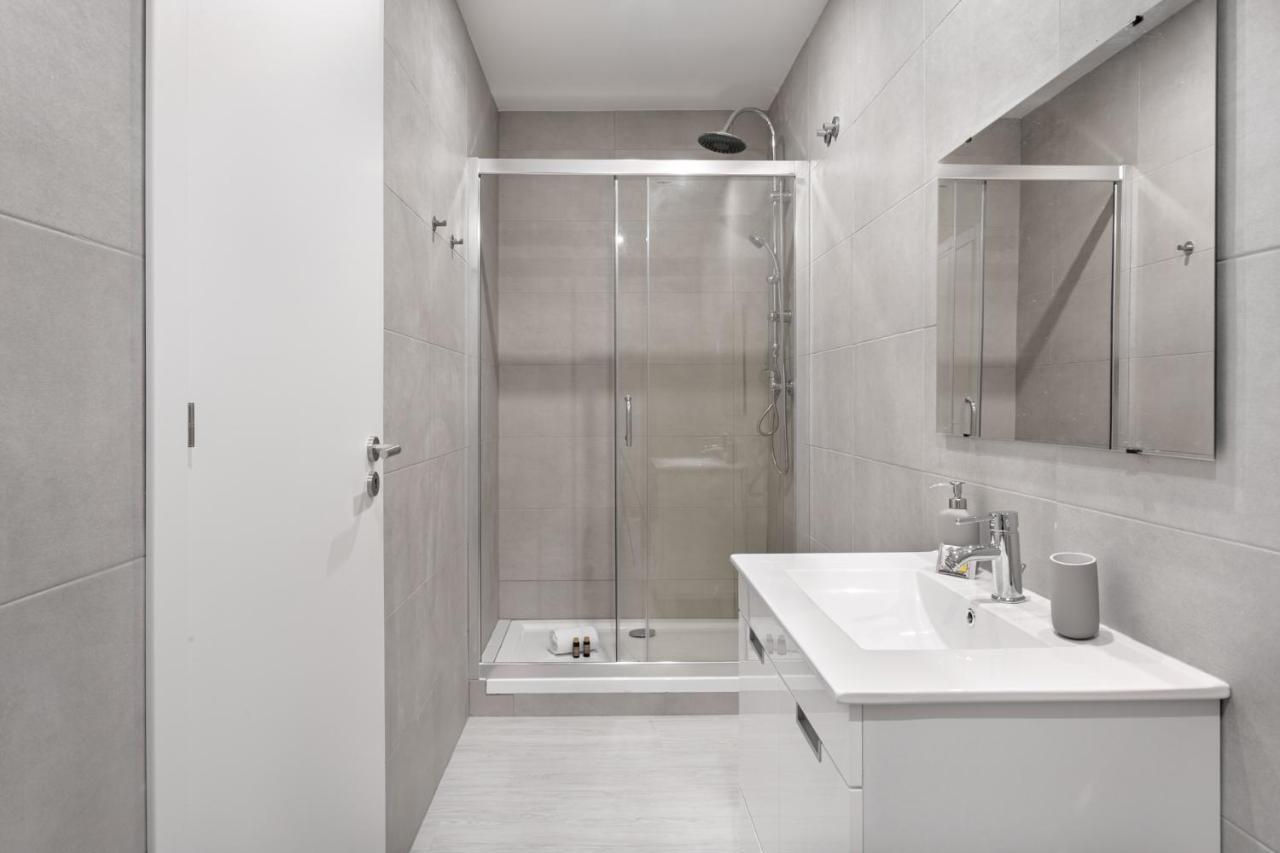 Altido Modern 2-Level Flats Near Ajuda Palace Lisbon Exterior photo