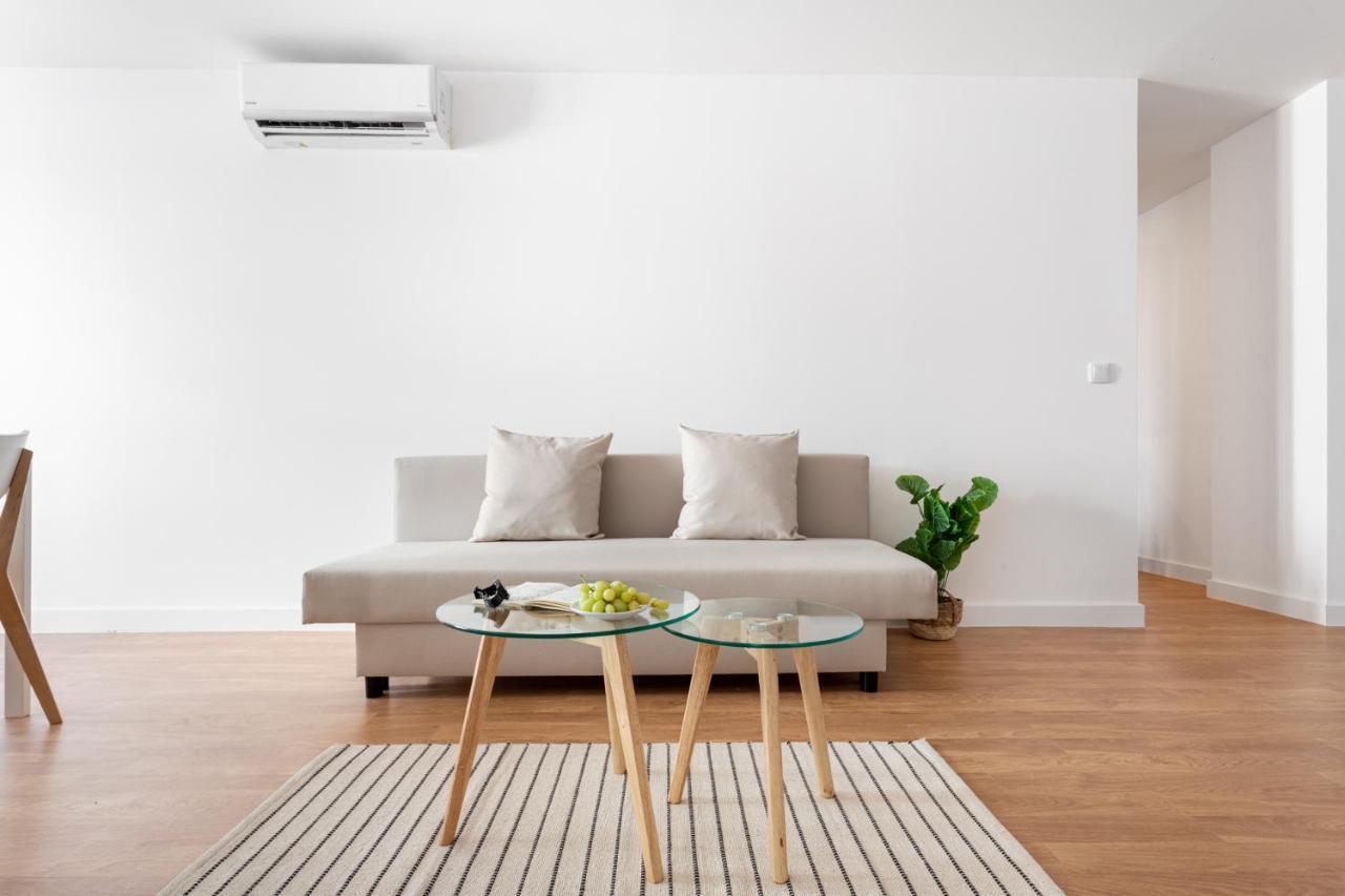 Altido Modern 2-Level Flats Near Ajuda Palace Lisbon Exterior photo