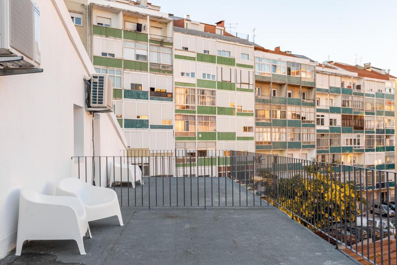 Altido Modern 2-Level Flats Near Ajuda Palace Lisbon Exterior photo